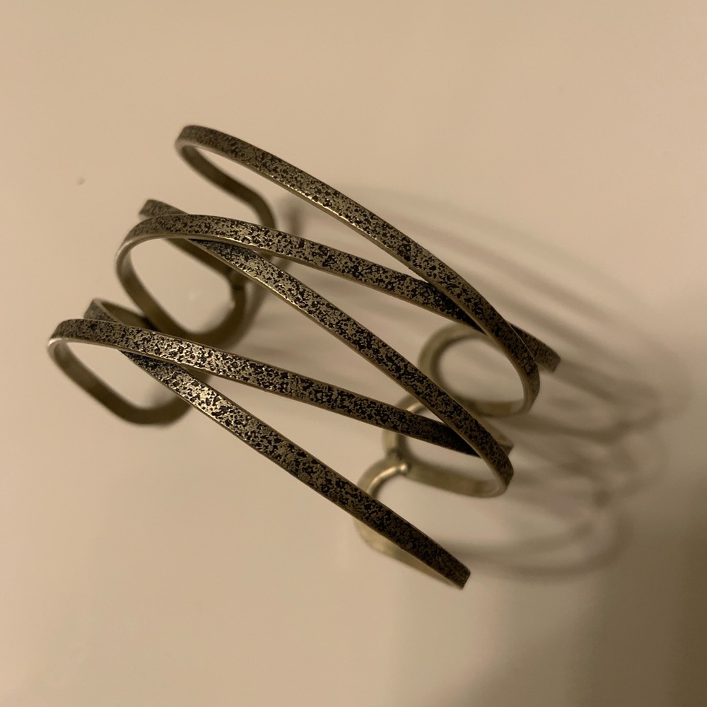 Cuff bracelet - Picture 2 of 2